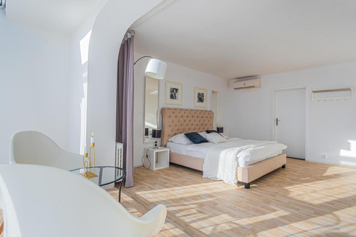 Apartment Jane Prag Exteriör bild