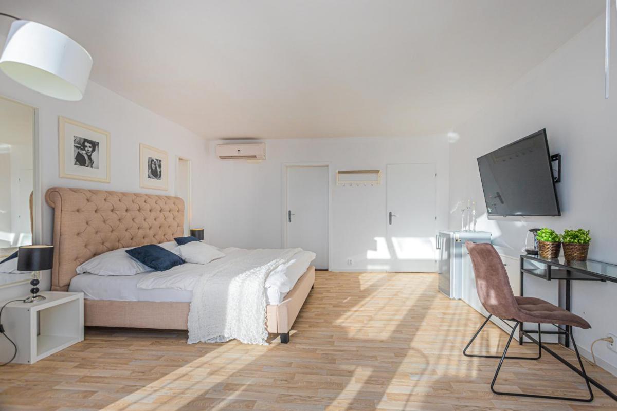Apartment Jane Prag Exteriör bild